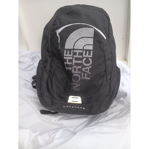 North Face Haystack Backpack Mens Womens School Hiking Laptop Bag Outdoor Daypac - Picture 1 of 7